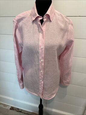 Brooks Brothers Women’s Classic Light Pink Linen Button-Up Shirt